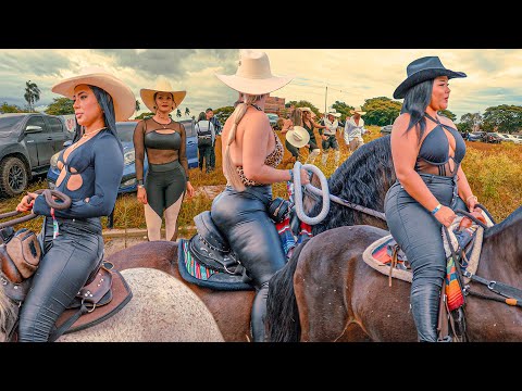 The Most SEXY WOMEN in COLOMBIA are in THIS VIDEO 😍