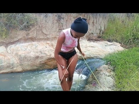 This is how African Girls Bath in the Village🇿🇦
