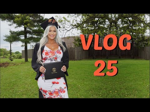 VLOG 25 /// I GRADUATED /// Unboxing
